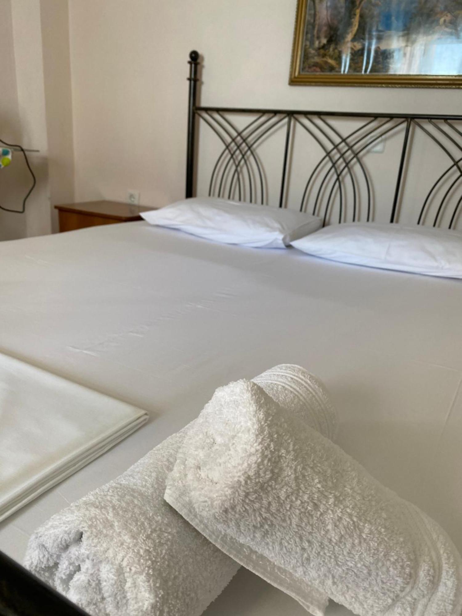 Veronika'S Apartment Himare Ngoại thất bức ảnh